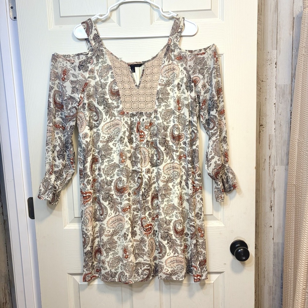 Signature Studio Tunic Top Paisley Cold Shoulder Crochet Lace Multi Color Size L